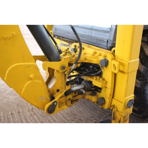 2017 New Holland B80B-44140767