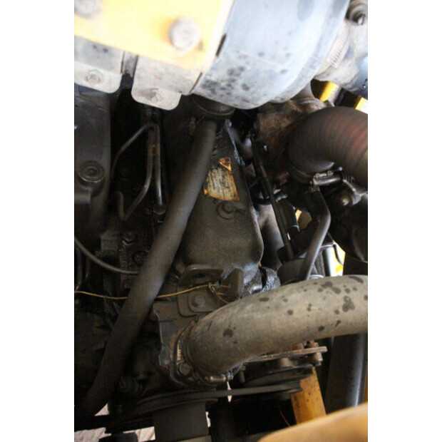 2017 New Holland B80B-44140770