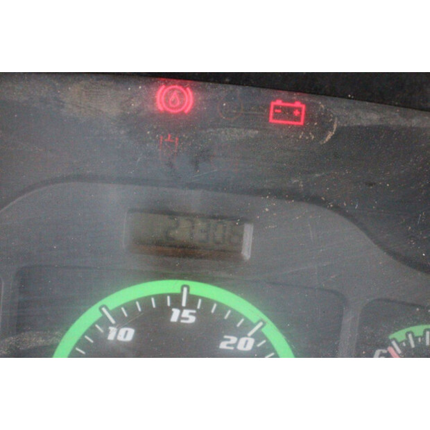 2017 New Holland B80B-44140780