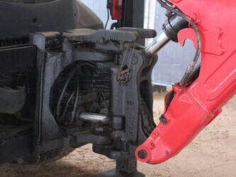 2017-manitou-tlb844s-44140934