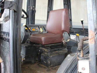 2017-manitou-tlb844s-44140939