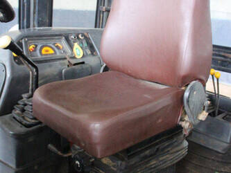 2017-manitou-tlb844s-44140940