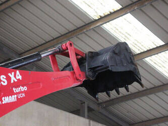 2017-manitou-tlb844s-44140953