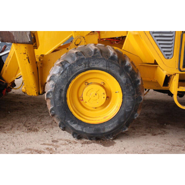 JCB 530-120-44140965