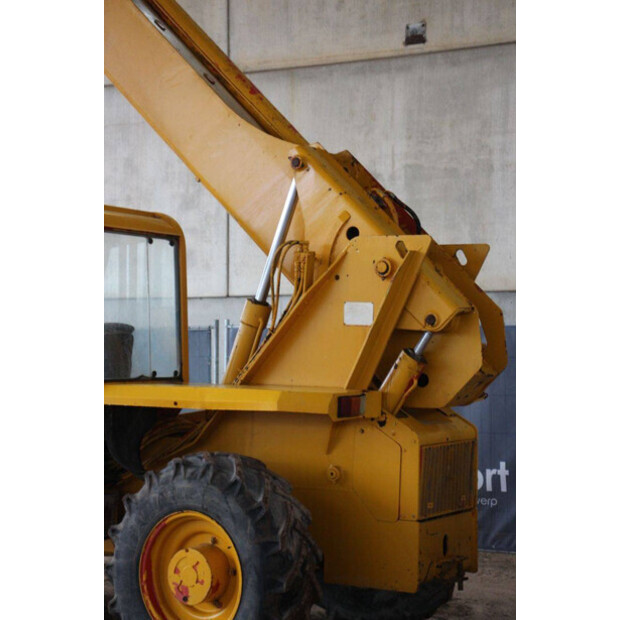 JCB 530-120-44140981