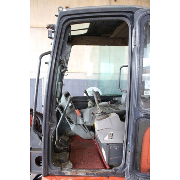 كوبوتا KX057-4-44141007