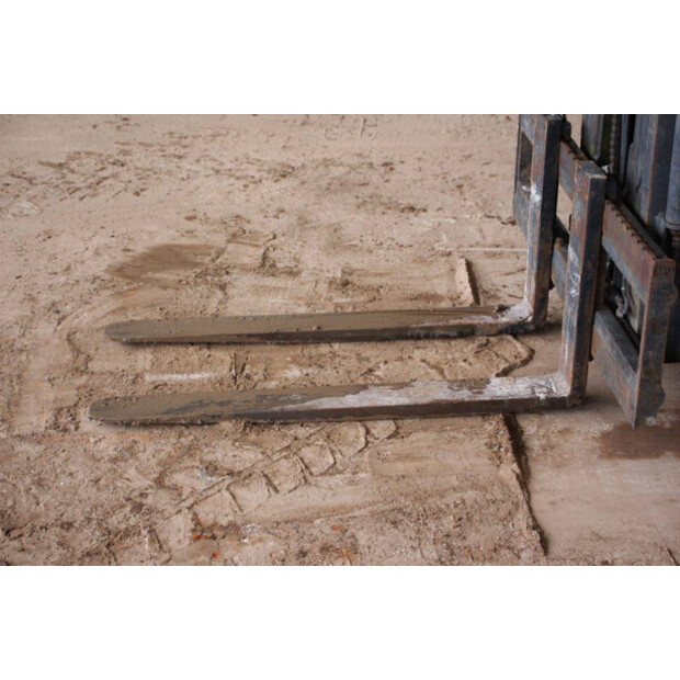 2006 Macano H25D-44141077