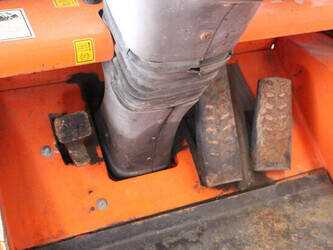 2006-macano-h25d-44141087