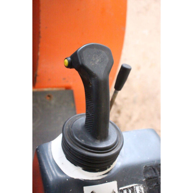 2006 Macano H25D-44141092