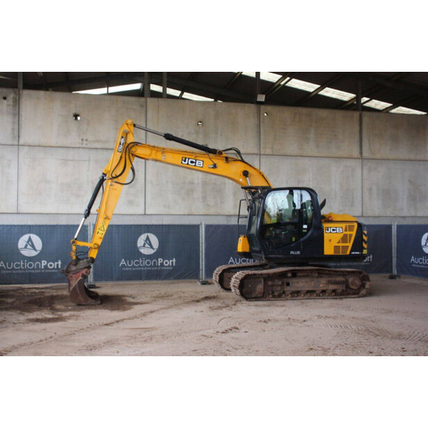 2018 JCB JS130LC 4F-44141162