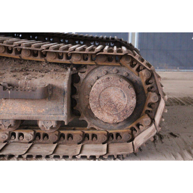 2018 JCB JS130LC 4F-44141181