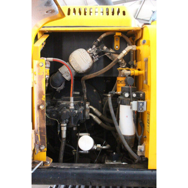 2018 JCB JS130LC 4F-44141186