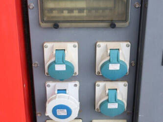 2011-sdmo-r165-1392150-44141278