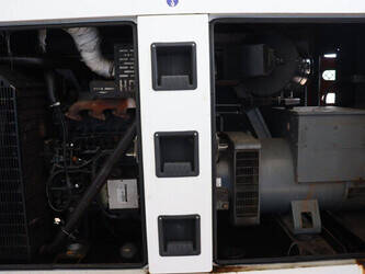 2011-sdmo-r165-1392150-44141283