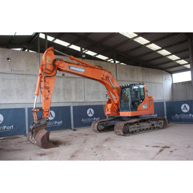 2014 Doosan DX235LCR-44141364