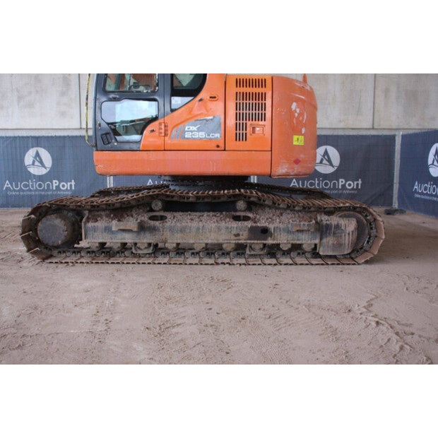 2014 Doosan DX235LCR-44141373