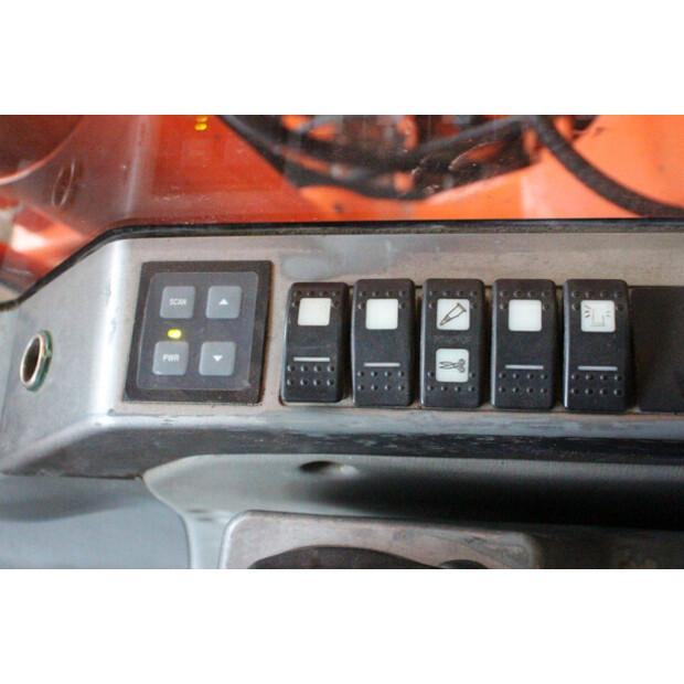 2014 Doosan DX235LCR-44141391