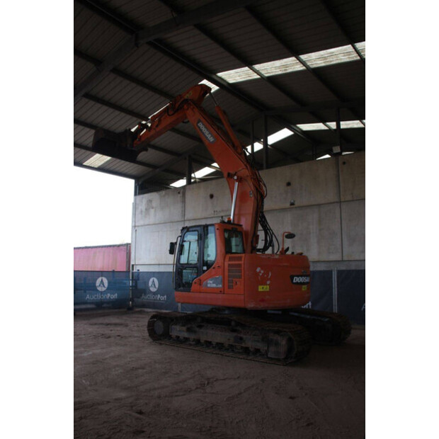 2014 Doosan DX235LCR-44141394