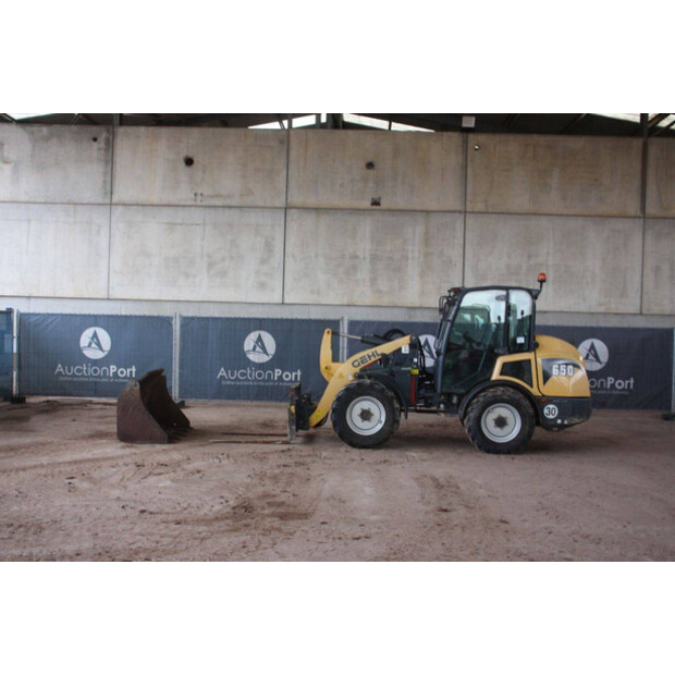 2017 Gehl 650-44141452