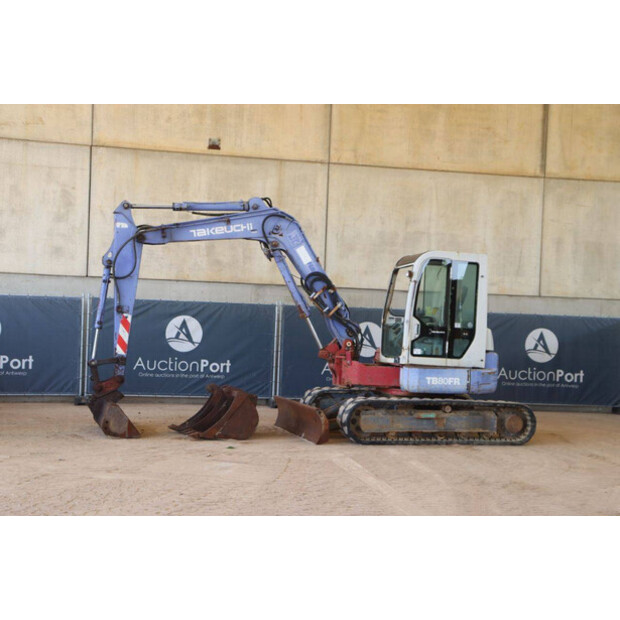 2002 TAKEUCHI TB80FR-44141872