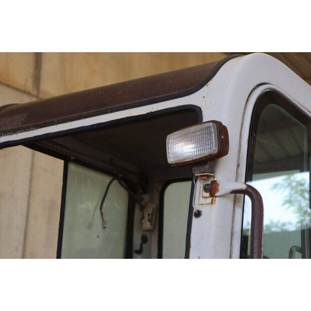 2002 TAKEUCHI TB80FR-44141894