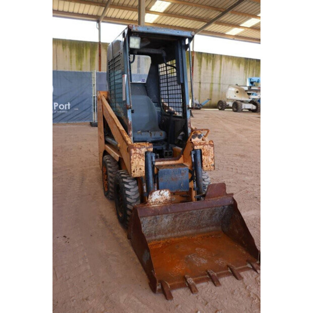 2011 MUSTANG SL2012-44142223