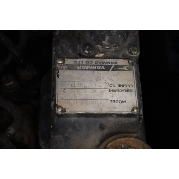 2011 MUSTANG SL2012-44142244