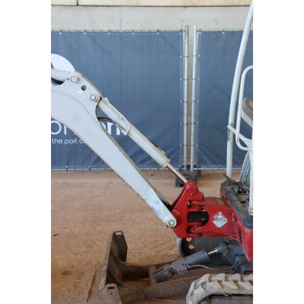 2014 TAKEUCHI TB216-44142329