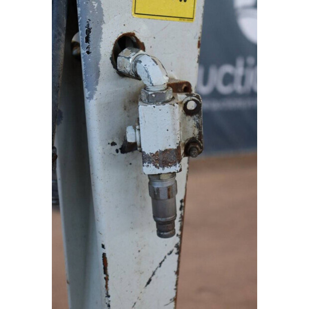 2014 TAKEUCHI TB216-44142333