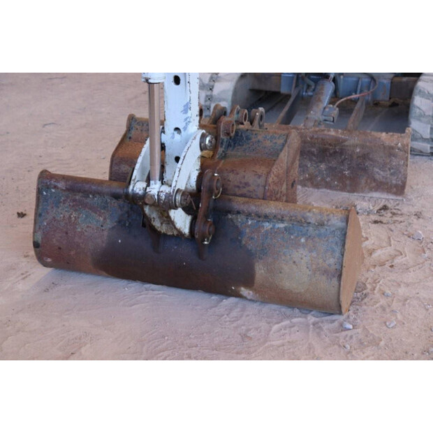 2014 TAKEUCHI TB216-44142334