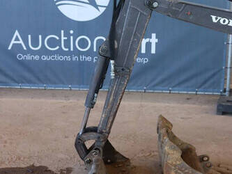 2018-volvo-ec15d-1392186-44142418