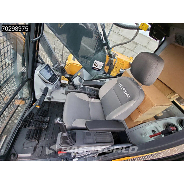 2025 هيونداي HX360L-44142423