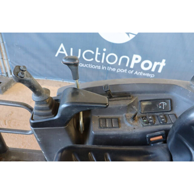 2018 فولفو EC15D-44142435