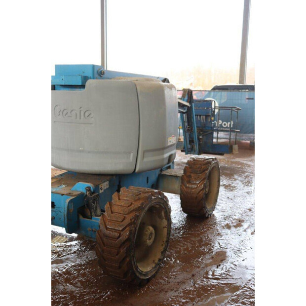 2006 Genie Z-45/25-44142475
