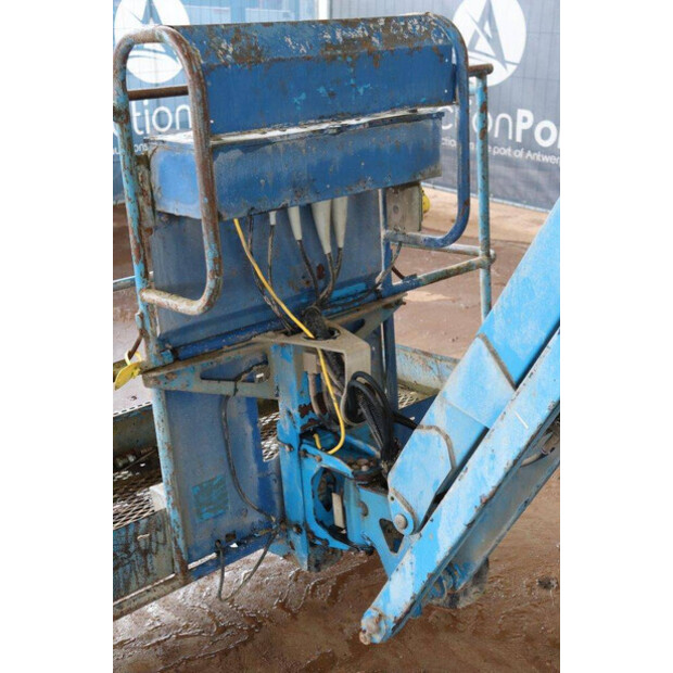 2006 Genie Z-45/25-44142485