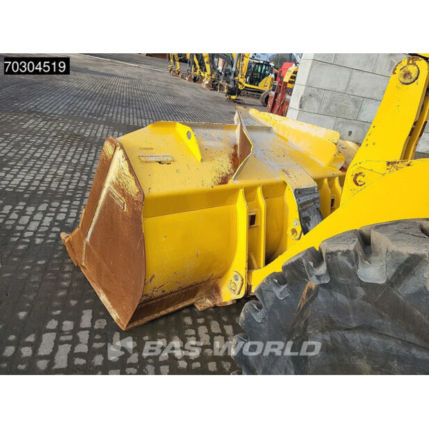 2023 Komatsu WA380-8E0-44142504