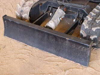 2024-agt-industrial-qh12r-1392196-44142794