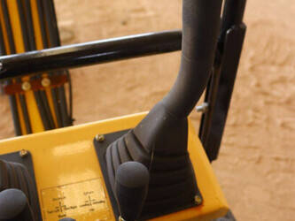 2024-agt-industrial-qh12r-1392196-44142816