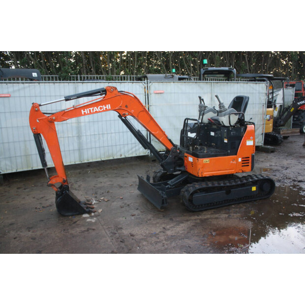 2016 Hitachi ZX17U-5-44143166