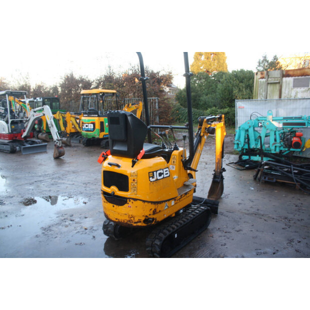 2018 جيه سي بي 8008 CT-44143219