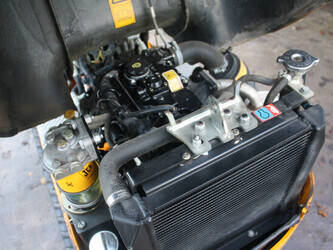 2018-jcb-8008-ct-44143228