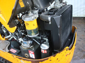 2018-jcb-8008-ct-44143229