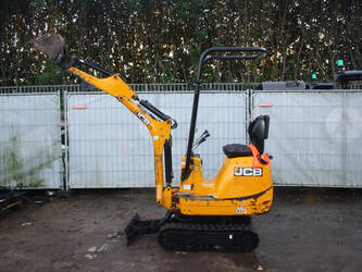 2018-jcb-8008-ct-44143231