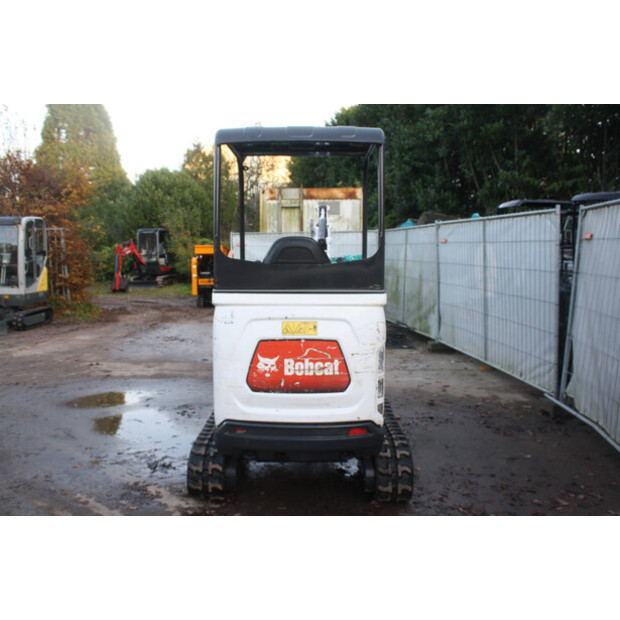 2016 بوبكات E19-44143324