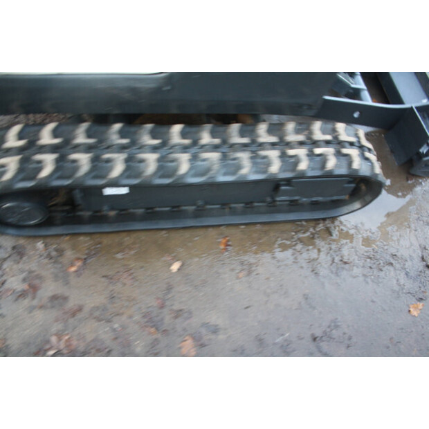 2016 بوبكات E19-44143340