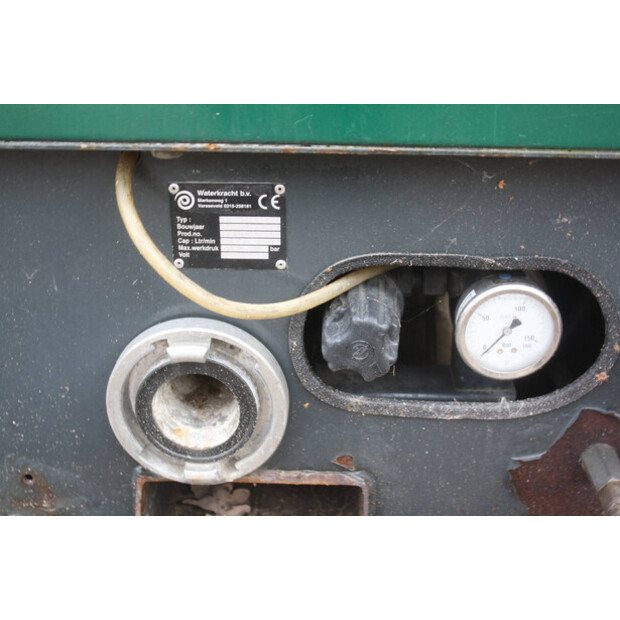 2002 WATERKRACHT HFW KI-24/50-44143368