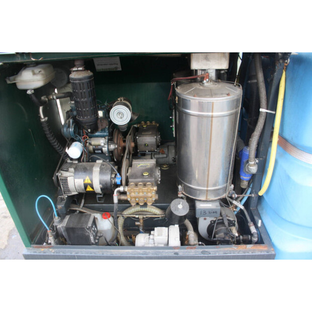 2002 WATERKRACHT HFW KI-24/50-44143373