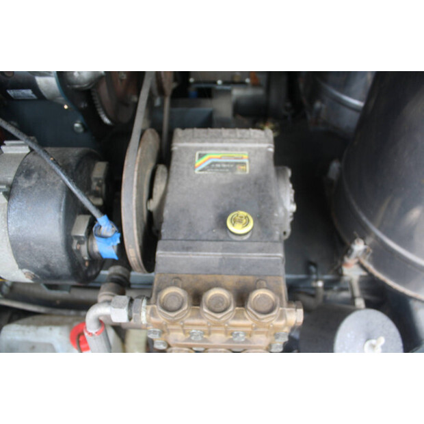 2002 WATERKRACHT HFW KI-24/50-44143374