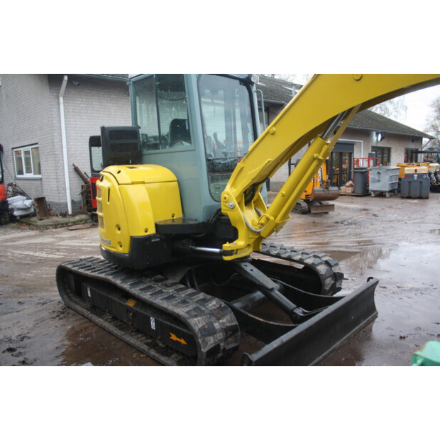 2014 يانمار VIO55-5B-44143425