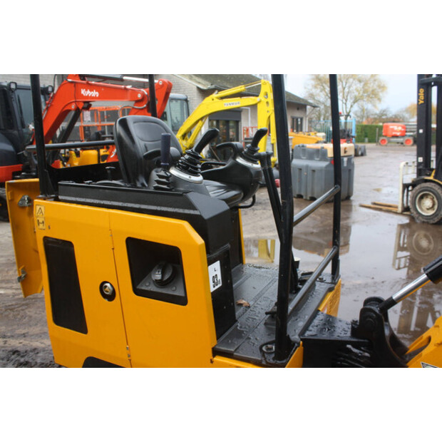 2019 جيه سي بي 15C-1-44143446